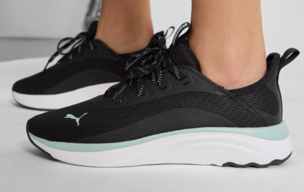 Womans Puma Tennis Shoes - Image 7